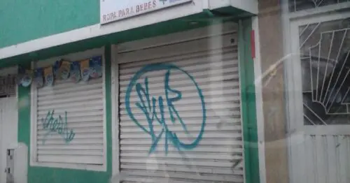 PANALERA CALLE 48X 5 CON 79 PANALERA CALLE 48X 5 CON 79